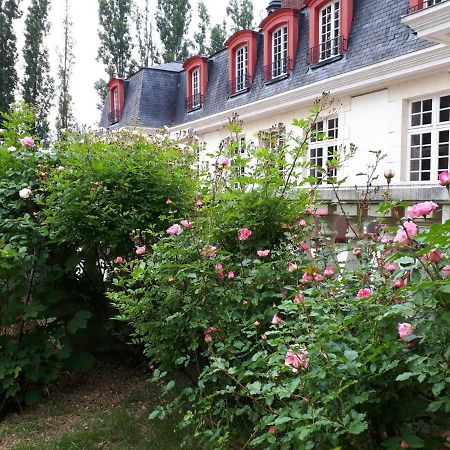 Hotel Le Domaine De Barbizon Saint-Martin-en-Bière Esterno foto